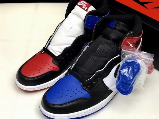 Official Maikesneakers 1 